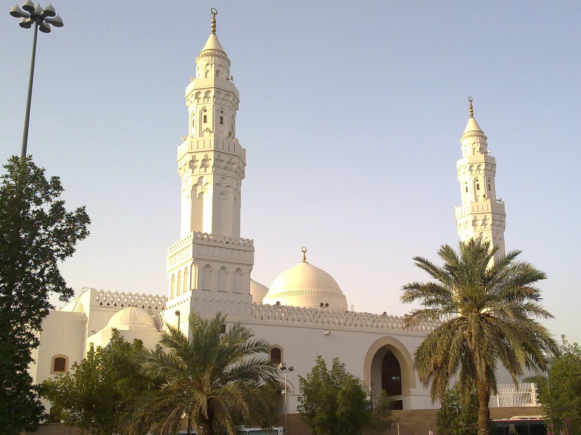 مسجد القبلتين — المدينة المنورة، السعودية