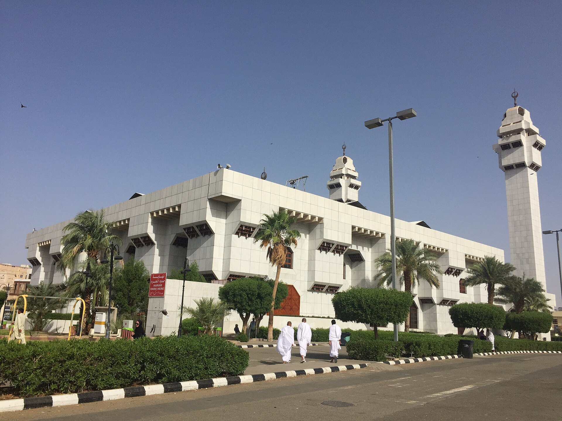 مسجد التنعيم (عائشة) — التنعيم، شمال مكة المكرمة، السعودية