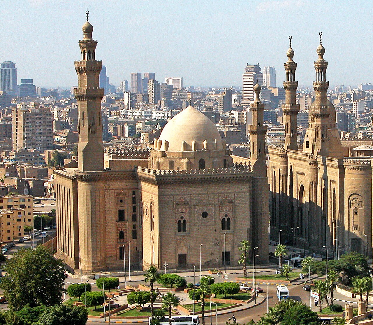 جامع ومدرسة السلطان حسن — وسط القاهرة، مصر